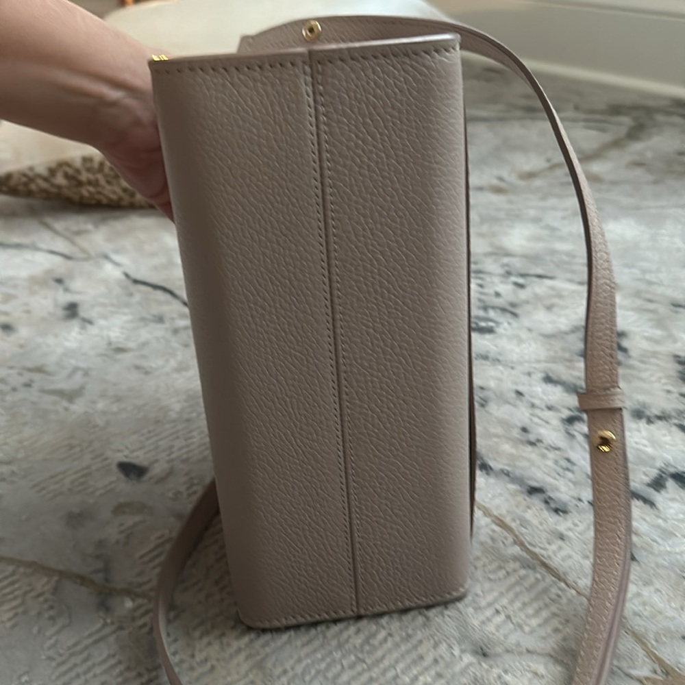 LV bag - Picture 3 of 6